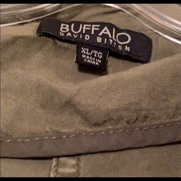 Vest - Picture 3 of 6